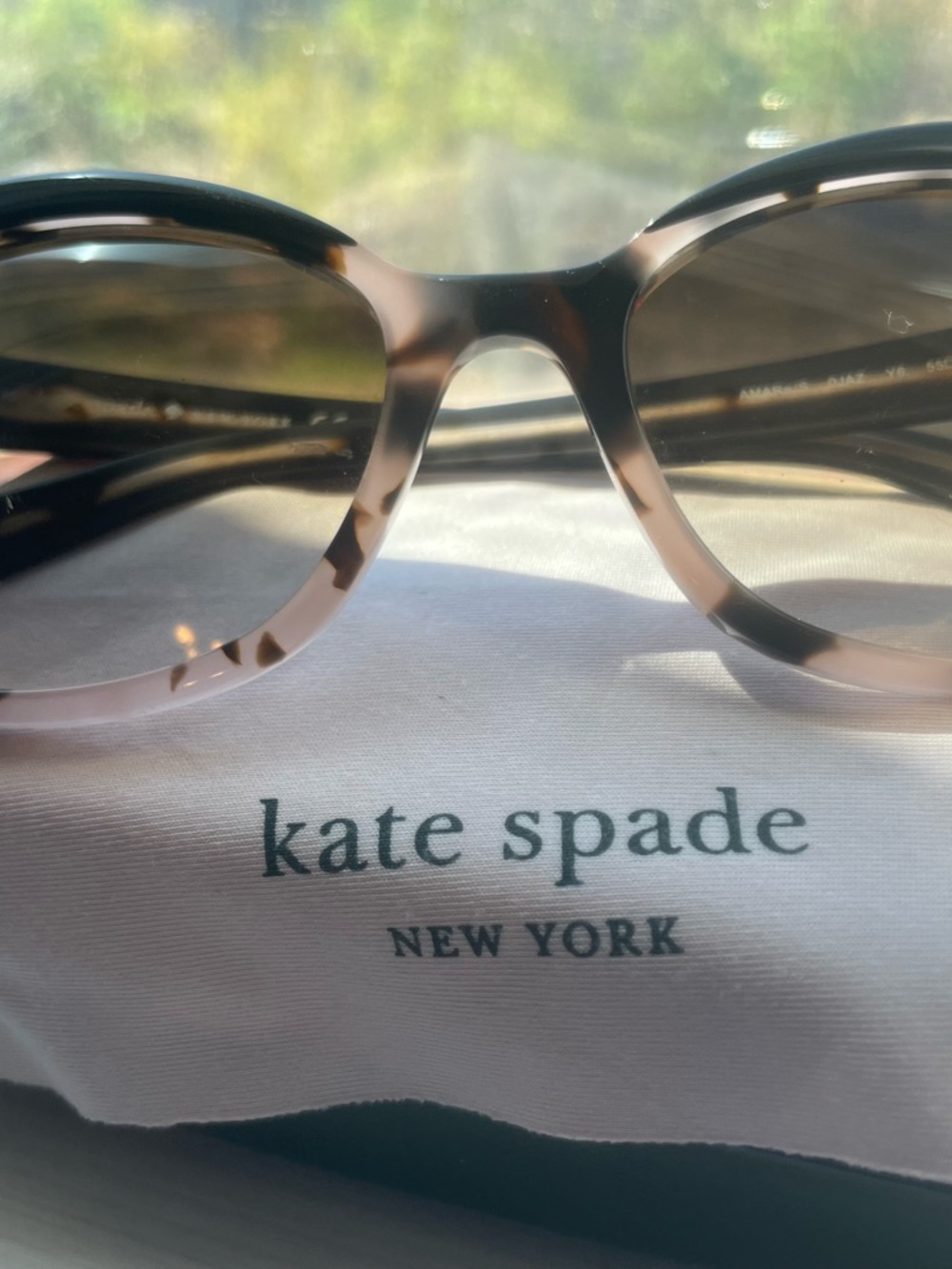 kate spade Tortoiseshell Sunglasses with Pink Case - Picture 8 of 14